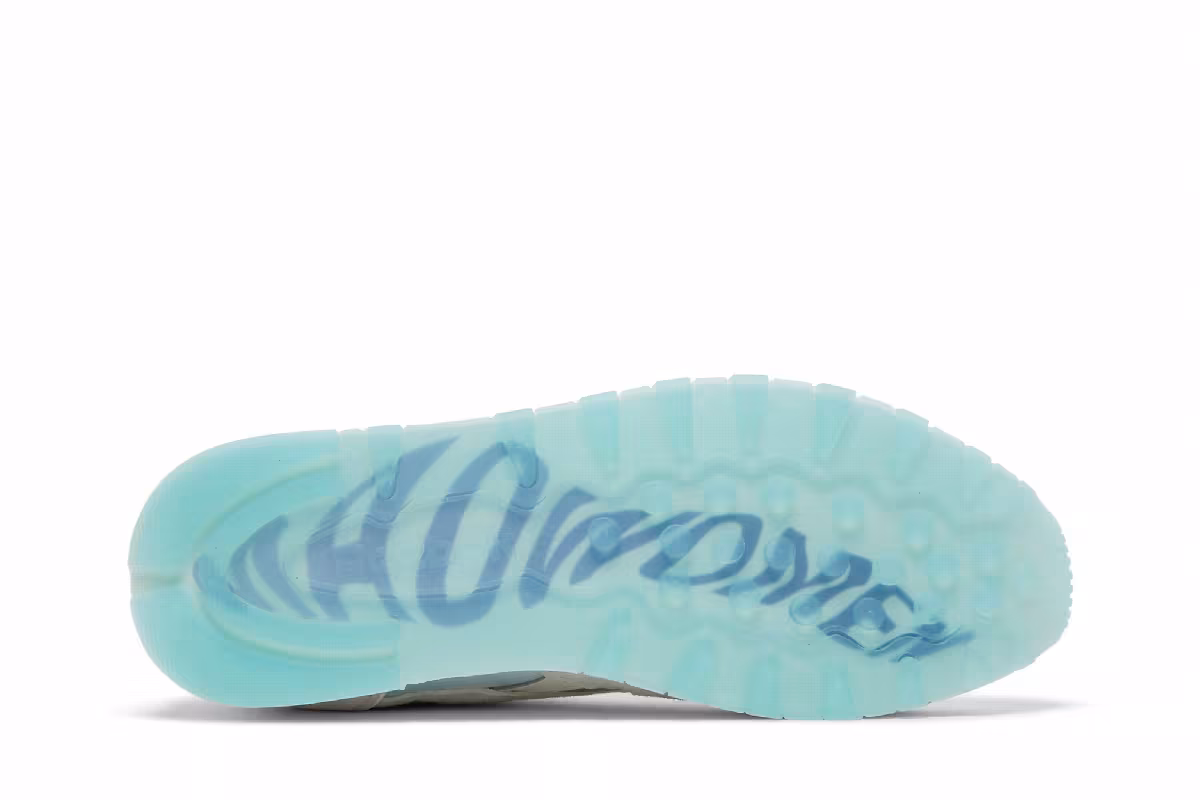 MadWoman x Reebok Classic Leather Chalk Thirsty Blue, view 5