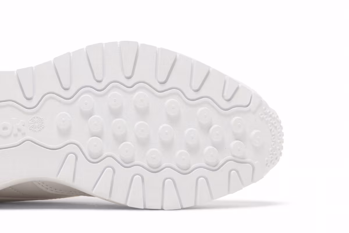 Reebok Women's Classic Leather SP White Grey, view 6