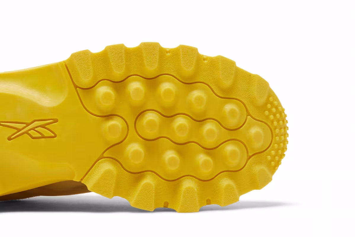 Cardi B x Reebok Classic Leather V2 Big Kid Weathered Yellow, view 6