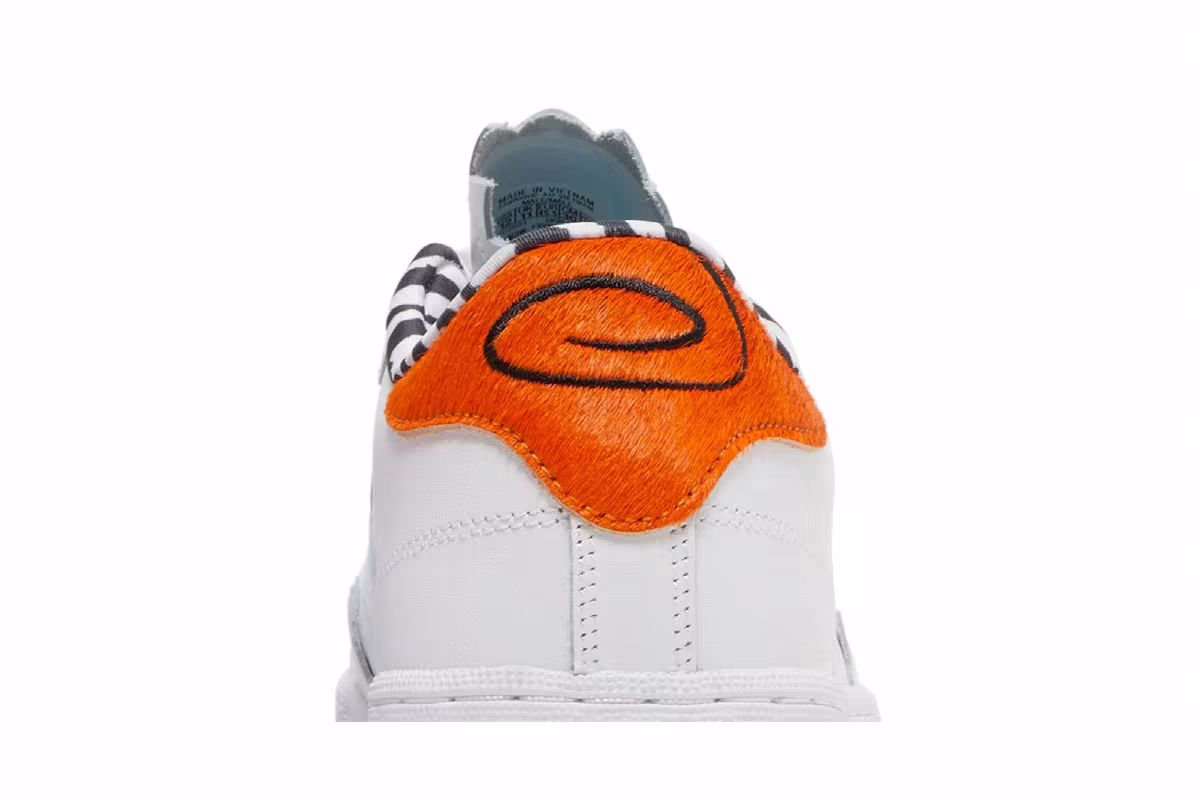 Flintstones Meet Jetsons x Reebok Club C Wilma, view 8