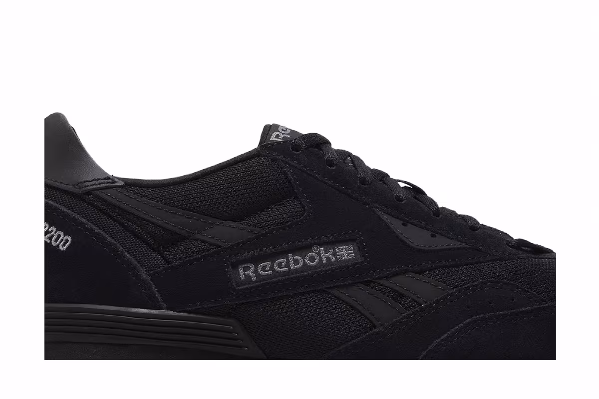 Reebok LX 2200 Triple Black, view 3