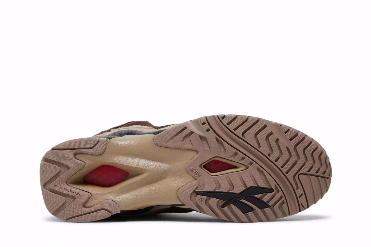 Looney Tunes x Reebok Hurrikaze 2 Mid Tasmanian Devil, view 5