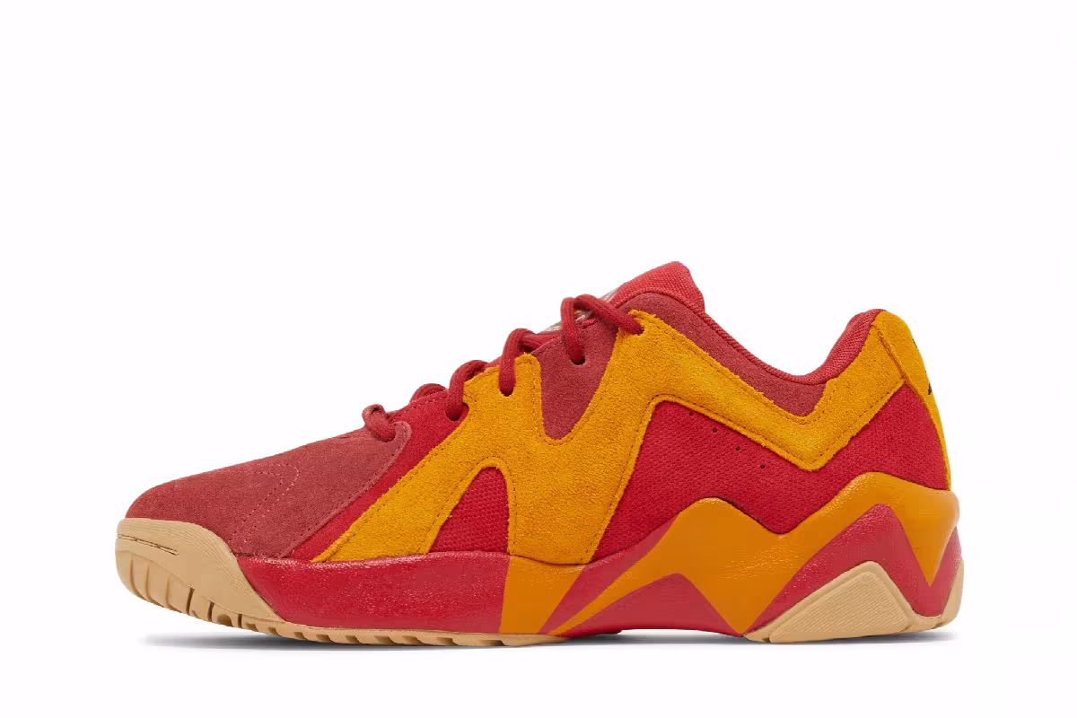 Looney Tunes x Reebok Hurrikaze 2 Low Wile E. Coyote, view 4