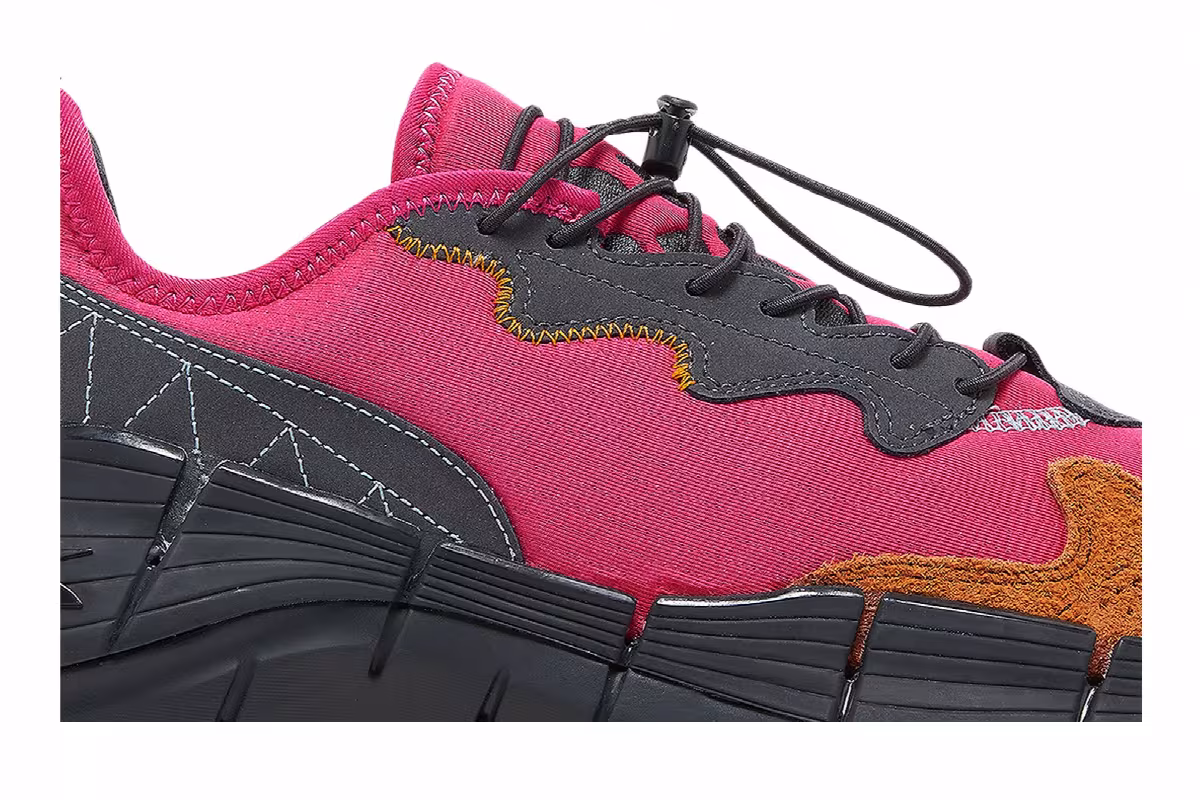 Flintstones Meet Jetsons x Reebok Zig Kinetica 2 Edge Pursuit Pink, view 3