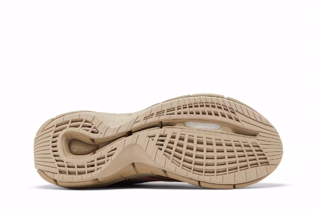 Reebok Street Fighter x Zig Kinetica 2.5 Dhalsim, view 5