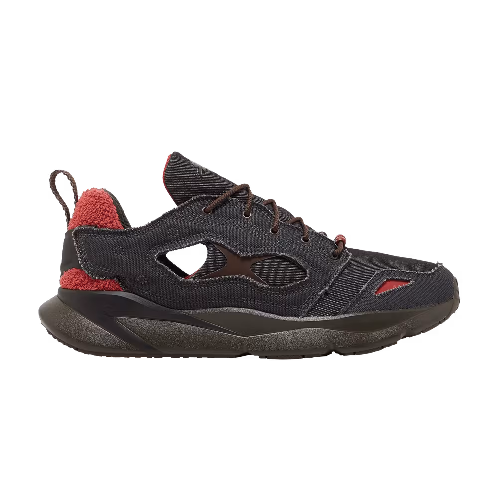 Street Fighter x Reebok FuryLite 95 Akuma