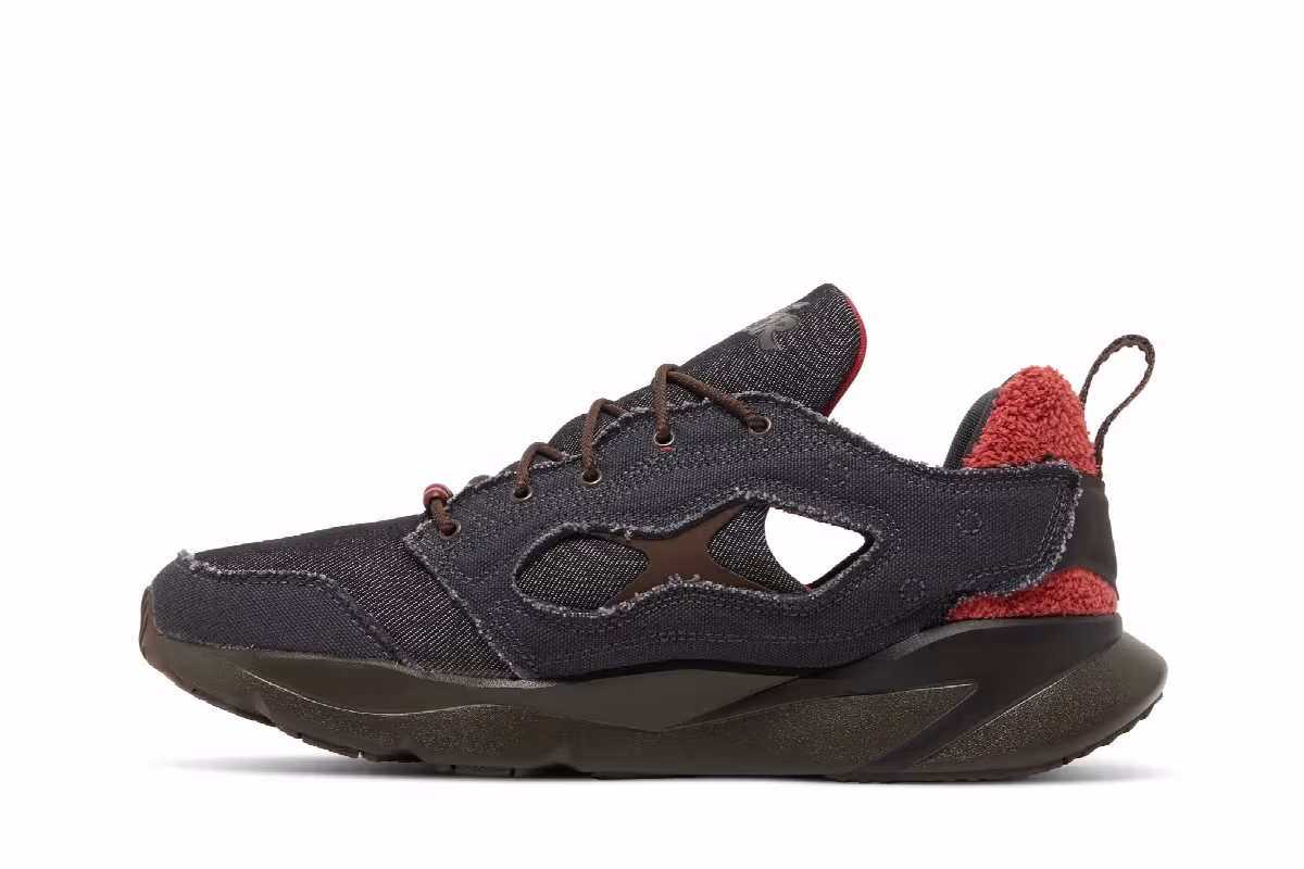 Street Fighter x Reebok FuryLite 95 Akuma, view 4