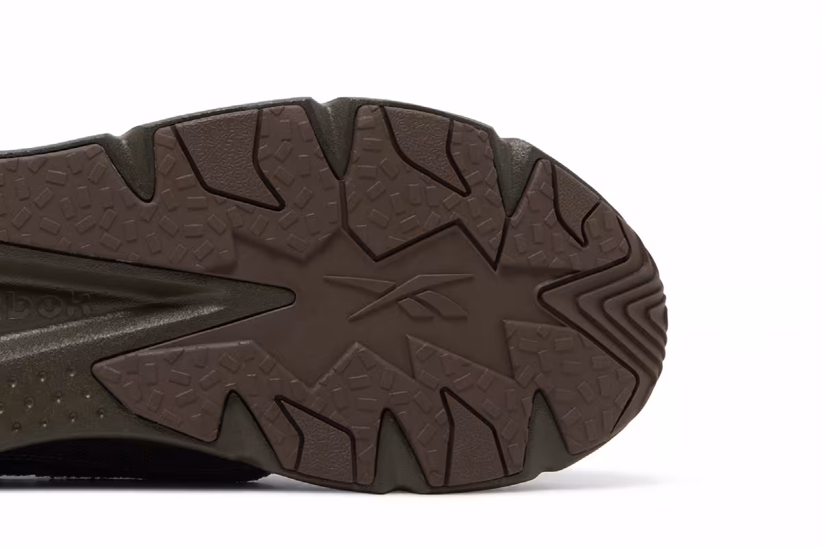 Street Fighter x Reebok FuryLite 95 Akuma, view 6