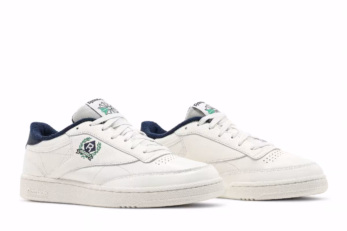 Reebok Club C 85 OG Crest - Chalk Vector Navy, view 9