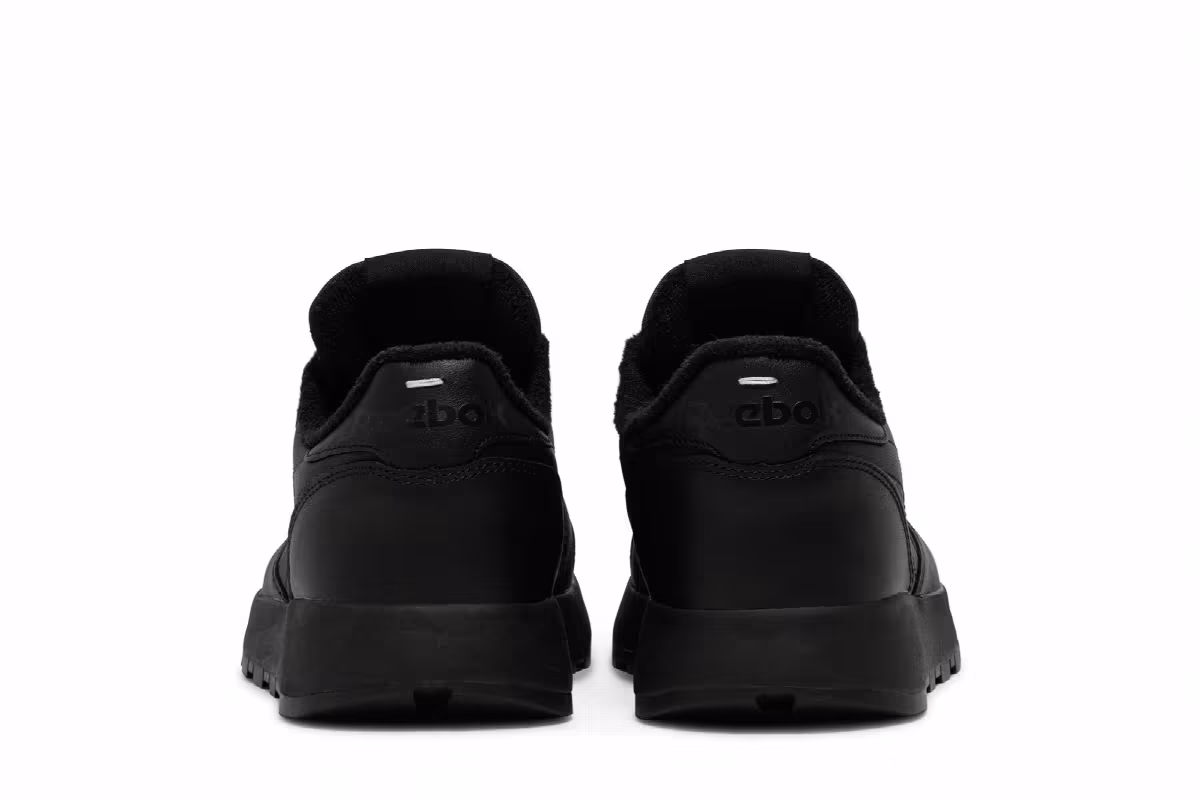 Maison Margiela x Reebok Classic Leather Tabi Black, view 7