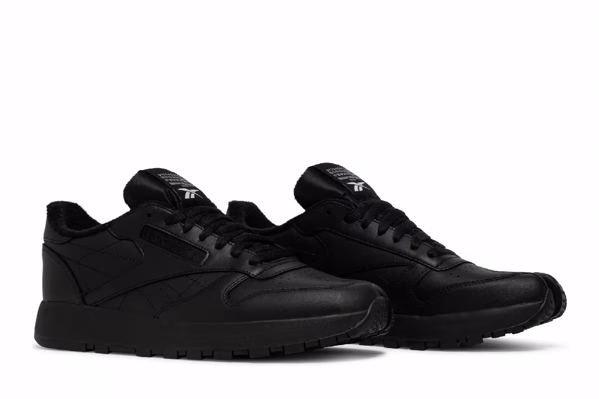 Maison Margiela x Reebok Classic Leather Tabi Black, view 9