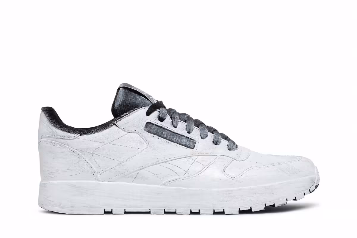 Maison Margiela x Reebok Classic Leather Tabi Whiteout, view 2