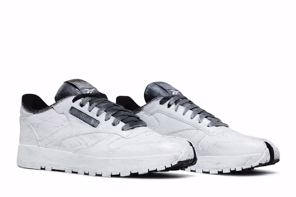 Maison Margiela x Reebok Classic Leather Tabi Whiteout, view 9