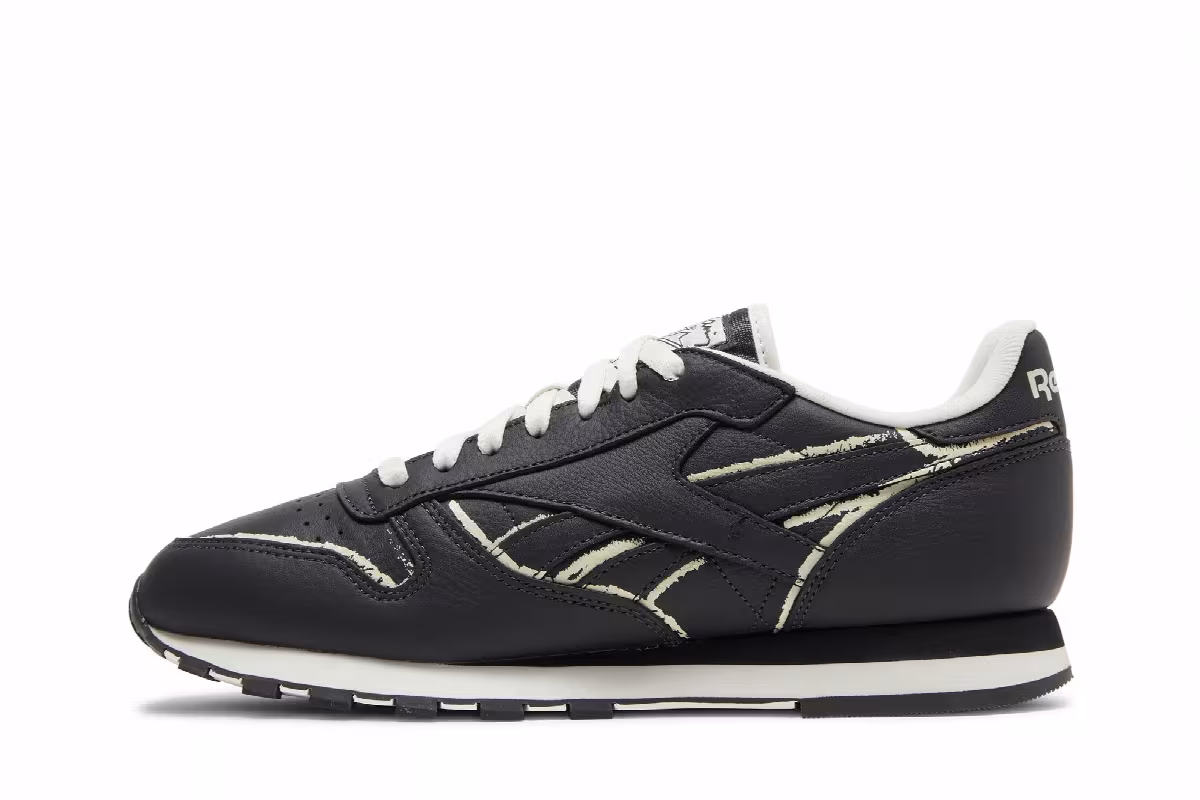 Keith Haring x Reebok Classic Leather Dog Blackboard Chalk Drawing, view 4