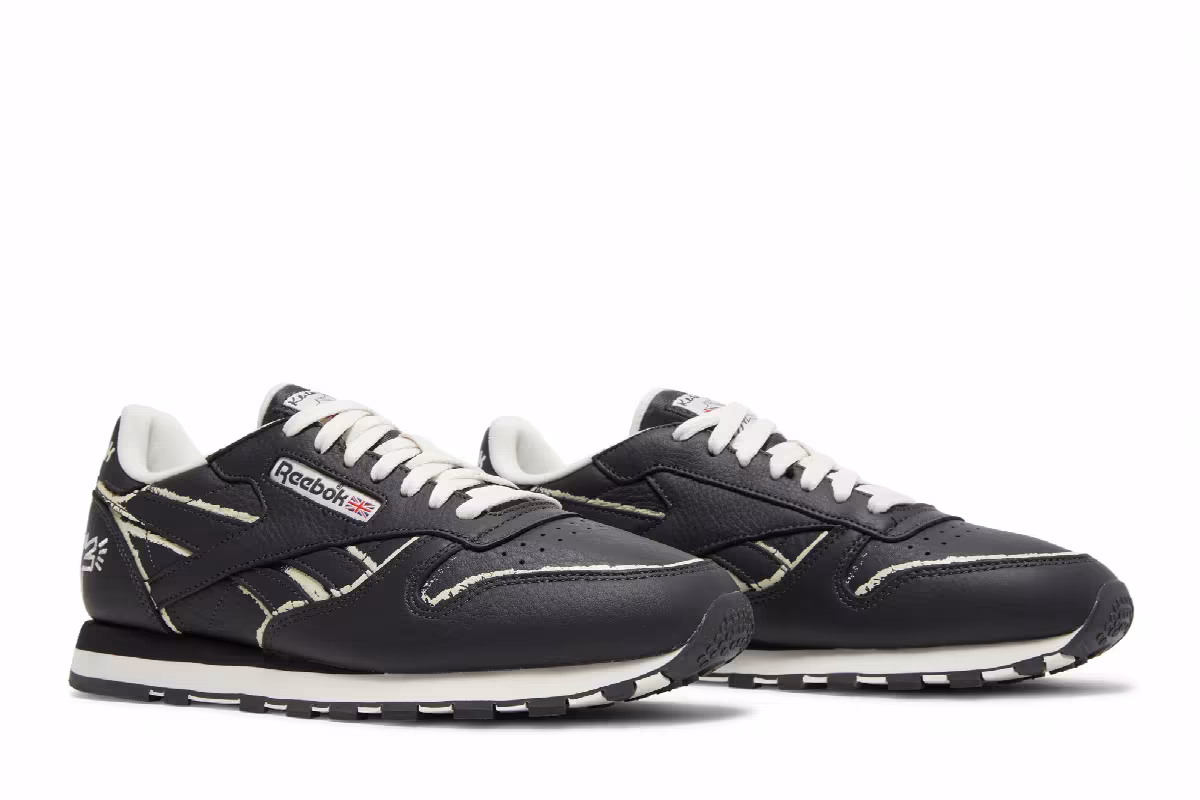 Keith Haring x Reebok Classic Leather Dog Blackboard Chalk Drawing, view 9