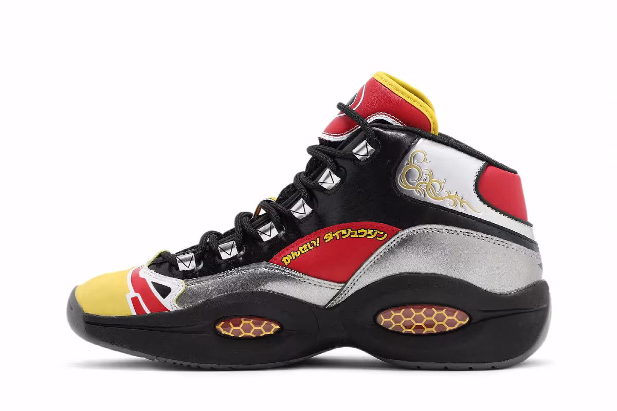 Power Rangers x Reebok Question Mid Megazord Battle Mode!, view 4