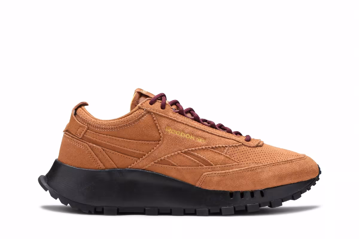 Sneakersnstuff x Reebok Classic Leather Legacy Wild Brown, view 2