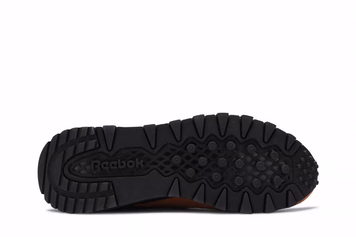 Sneakersnstuff x Reebok Classic Leather Legacy Wild Brown, view 5