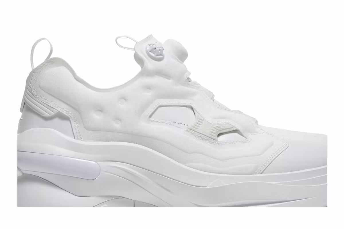 Maison Margiela x Reebok Tabi InstaPump Fury Oxford White Porcelain, view 3