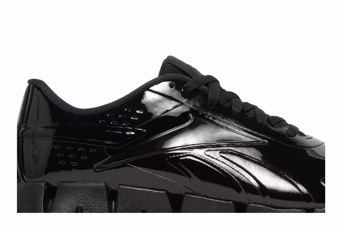 Reebok Zig Dynamica 2 Triple Black, view 3