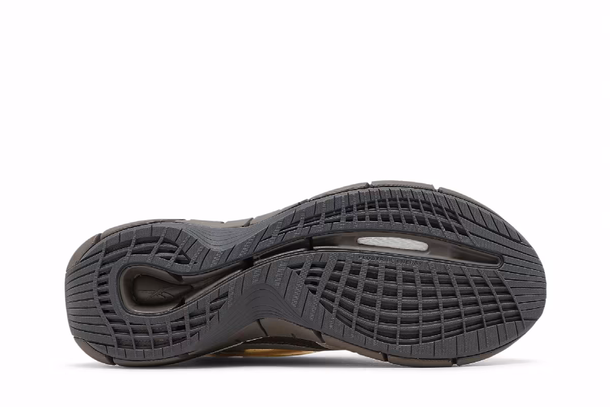 Cottweiler x Reebok Zig 3D Storm Hydro Alabaster, view 5