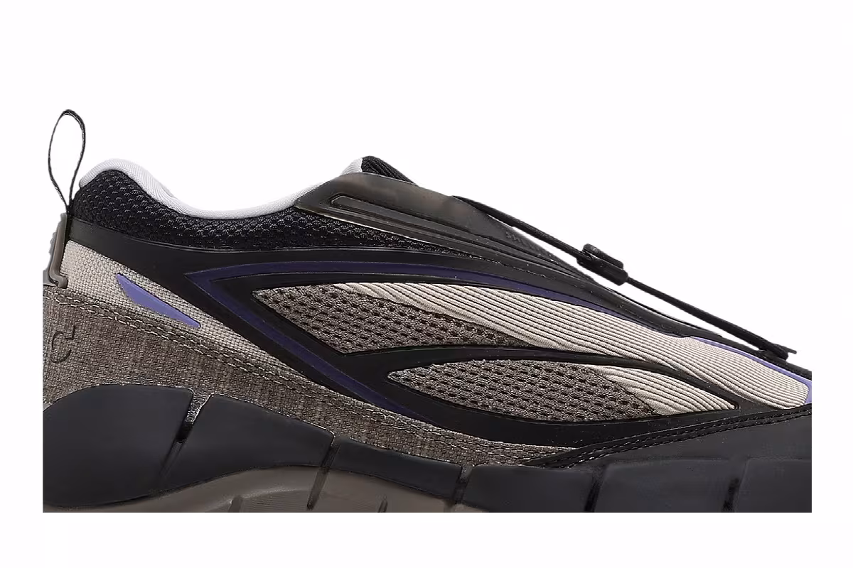 Cottweiler x Reebok Zig 3D Storm Hydro Black, view 3