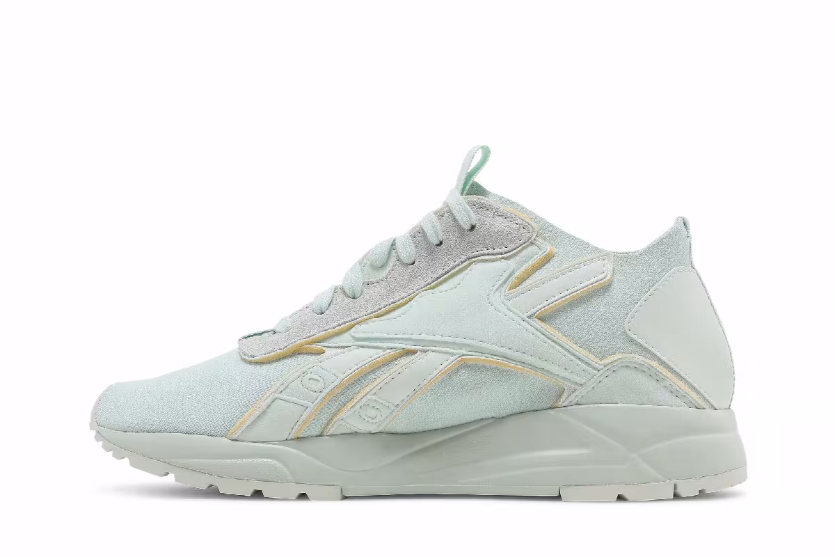 Victoria Beckham x Reebok Bolton Low Storm Glow, view 4