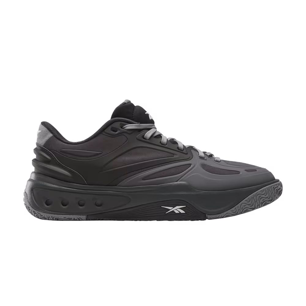 Reebok Engine A Blackout