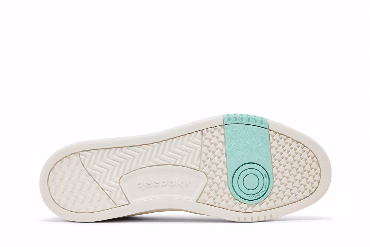 Reebok Phase Court Chalk Hoop Red, view 5