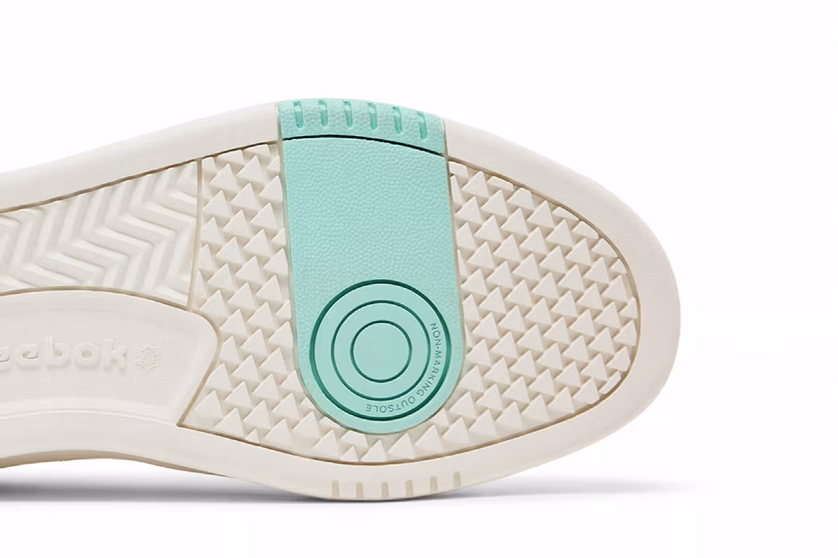 Reebok Phase Court Chalk Hoop Red, view 6
