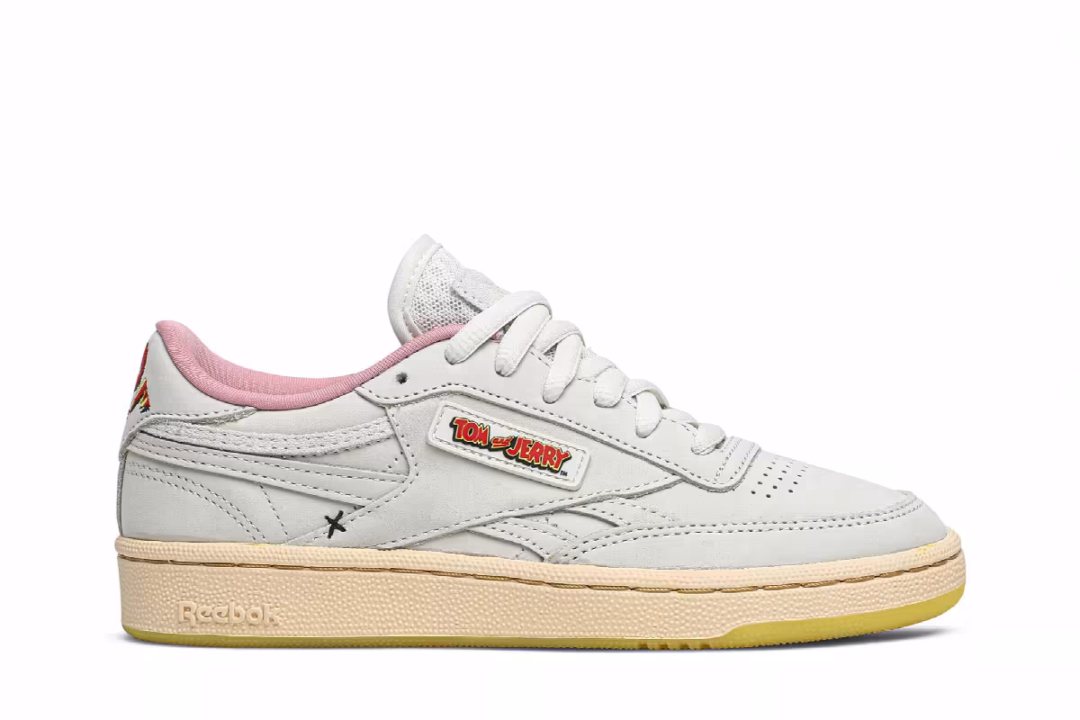 Tom & Jerry x Reebok Club C Chalk, view 2