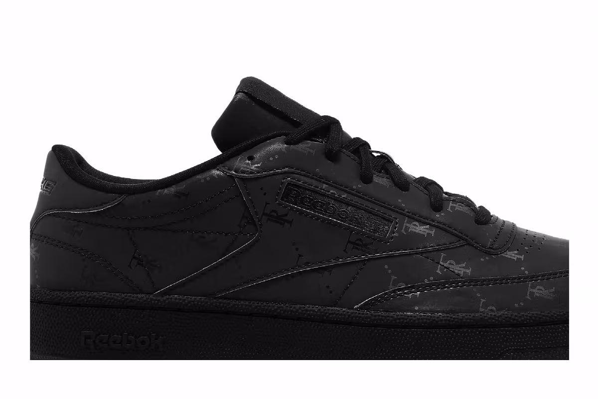 Très Rasché x Reebok Club C 85 MU Triple Black, view 3