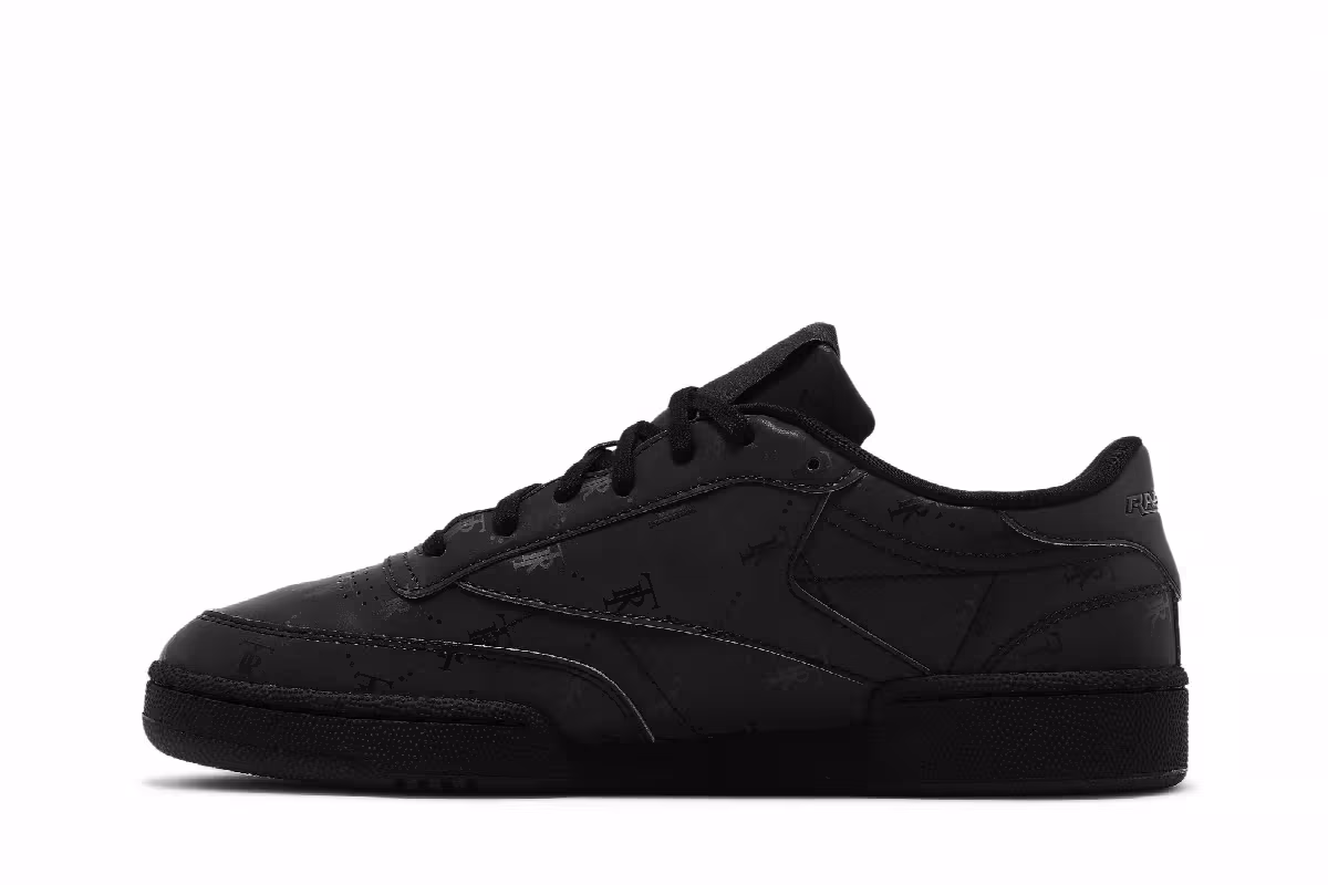Très Rasché x Reebok Club C 85 MU Triple Black, view 4