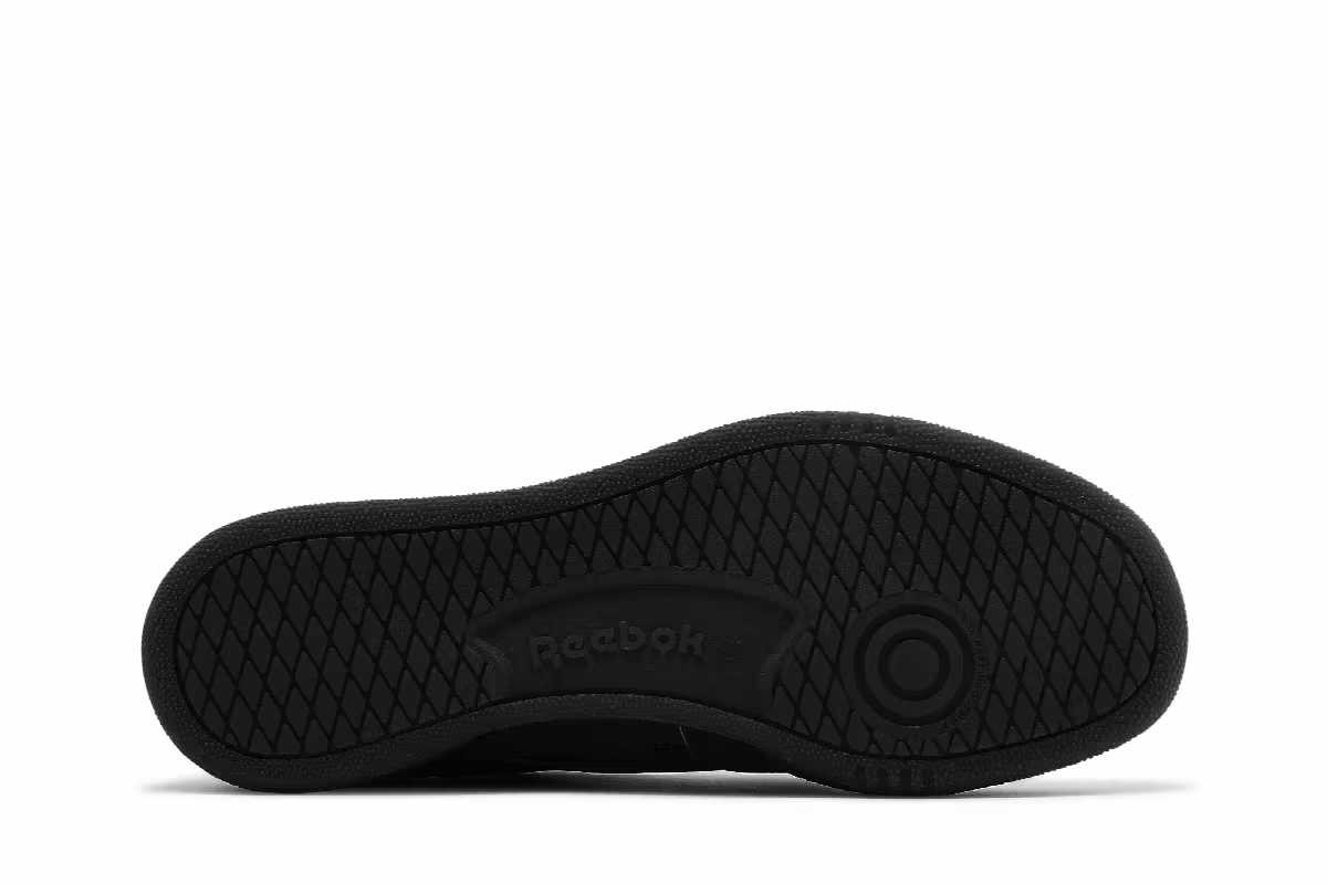 Très Rasché x Reebok Club C 85 MU Triple Black, view 5