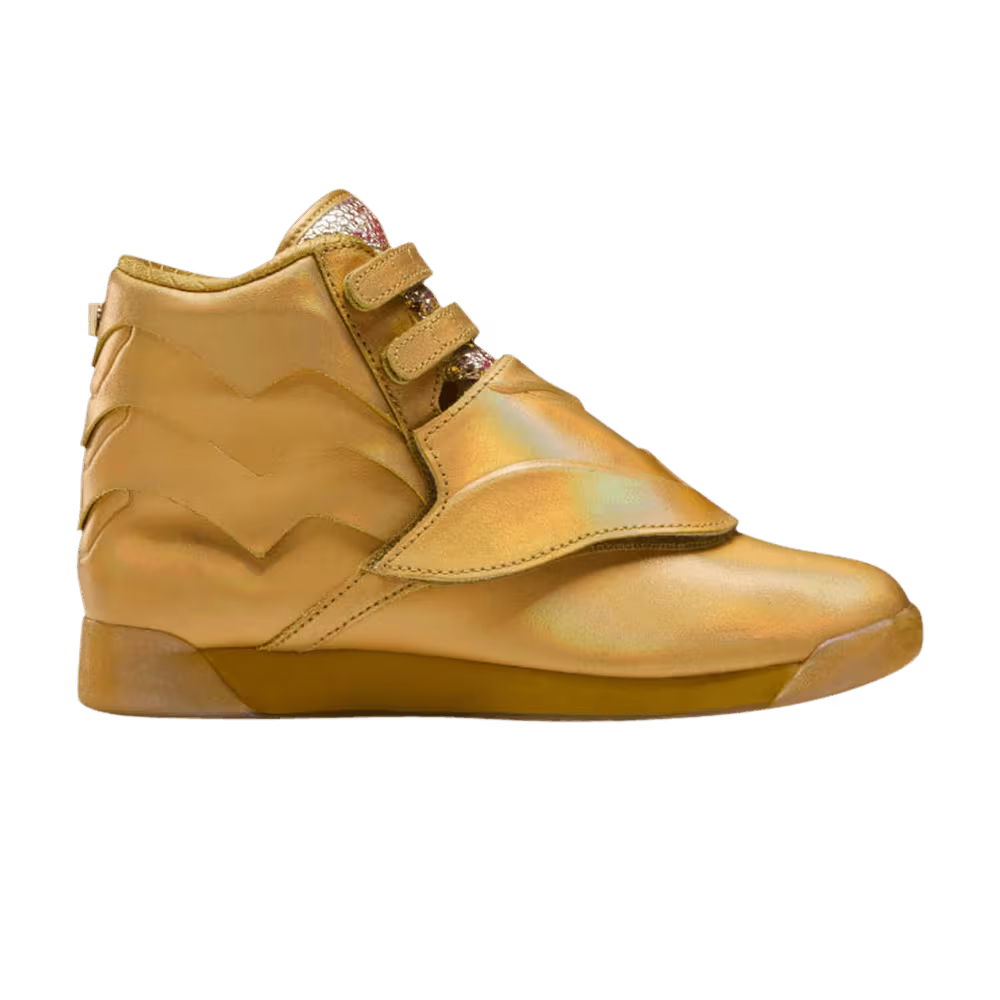 Wonder Woman 1984 x Reebok Women's Freestyle Hi Golden Eagle Armor