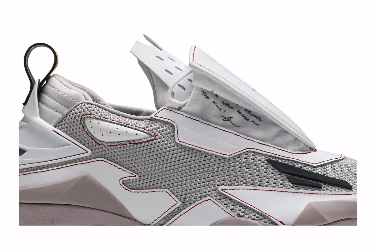 Pyer Moss x Reebok Experiment 4 Trail Fury Ash Lily, view 3