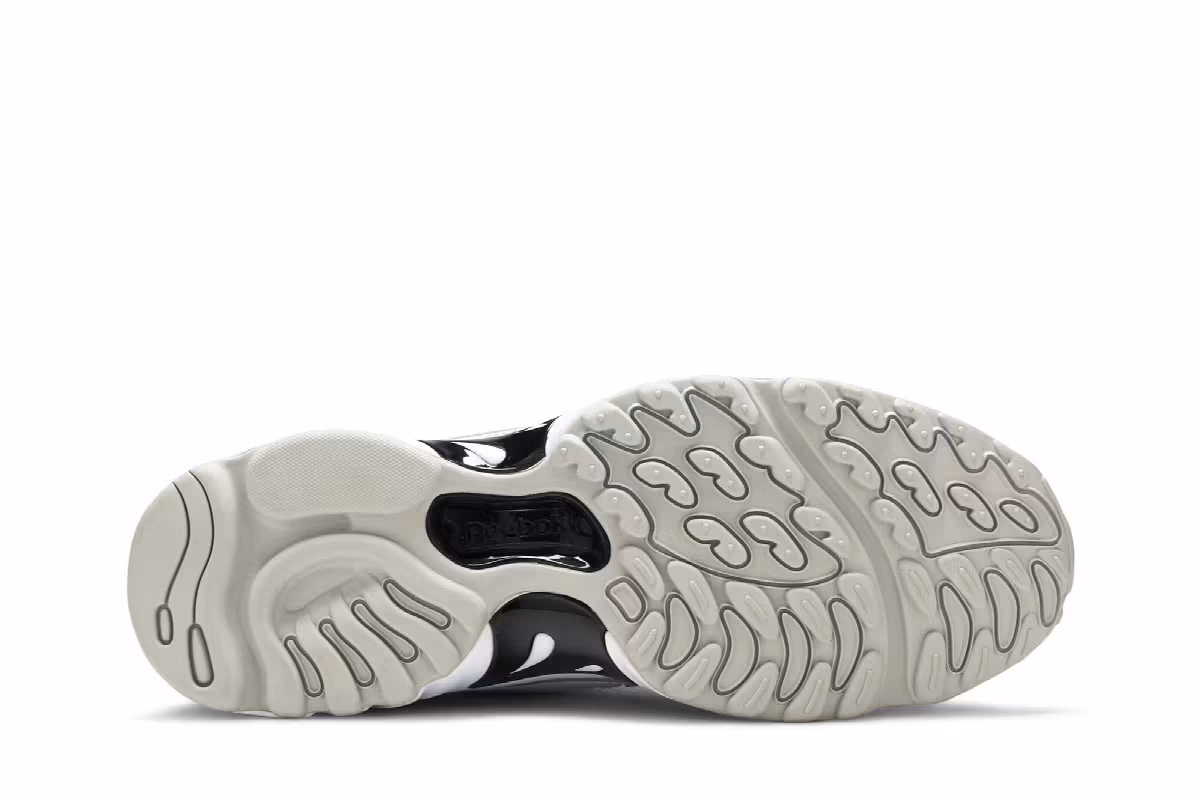 Reebok Women's DMX Series 2200 Skull Grey, view 5
