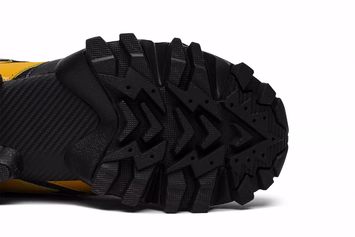 Pyer Moss x Reebok Trail Fury Schwarz, view 6