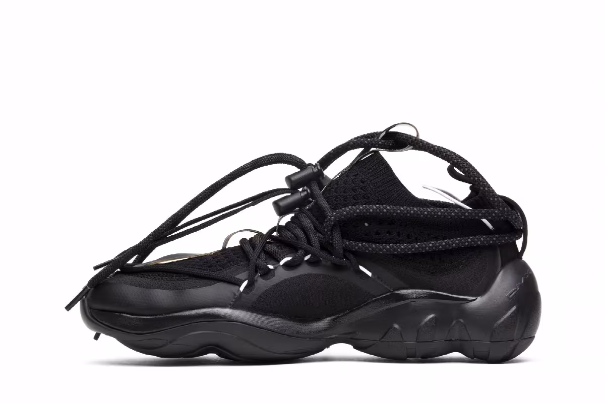 Pyer Moss x Reebok DMX Run Fusion Experiment Triple Black, view 4