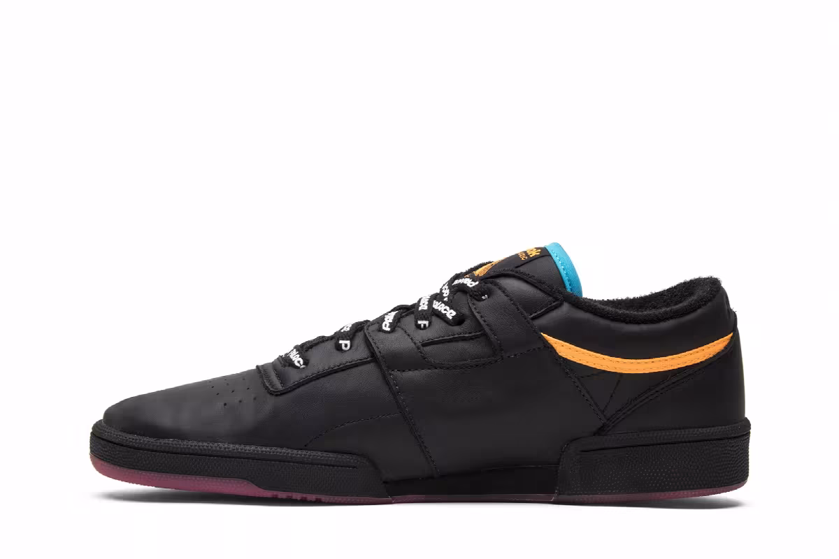 Palace x Reebok Club Workout Black, view 4