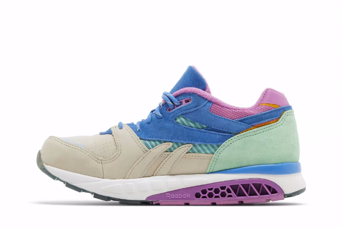 Packer x Reebok Ventilator Supreme Four Seasons, view 4
