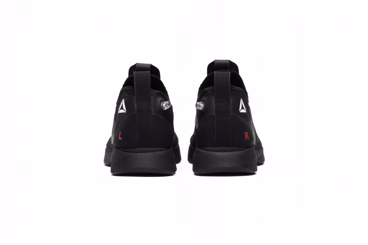 Vetements x Reebok Pump Supreme Black, view 7