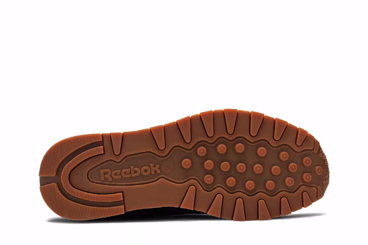 Reebok Classic Leather Black Gum, view 5