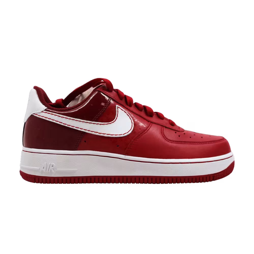 Nike Women's Air Force 1 Valentine's Day