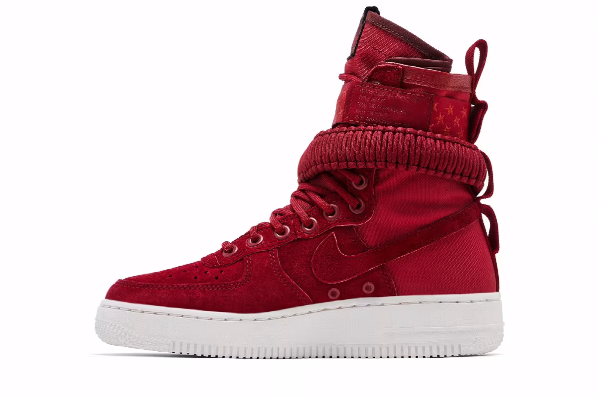 Nike Women's SF Air Force 1 High Red Crush, view 4