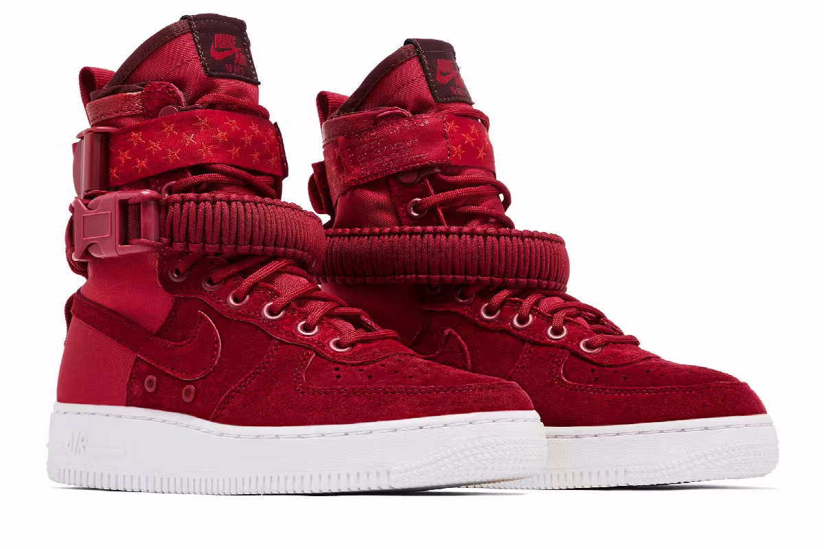Nike Women's SF Air Force 1 High Red Crush, view 9