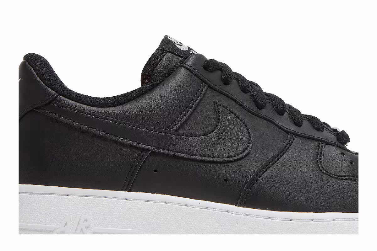Nike Women's Air Force 1 Black White, view 3