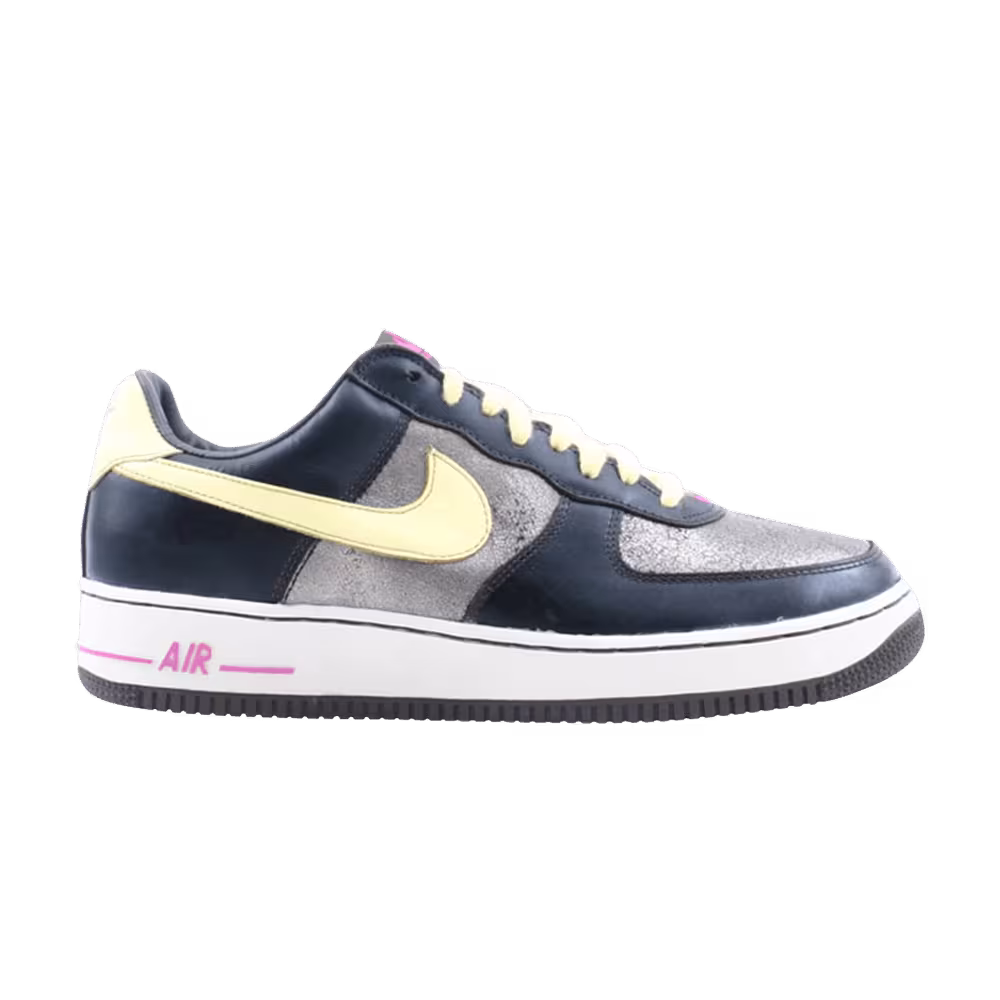 Nike Women's Air Force 1 Premium 03