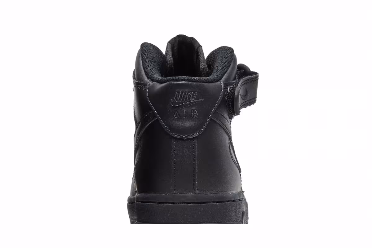 Nike Air Force 1 Mid LE GS Triple Black, view 8