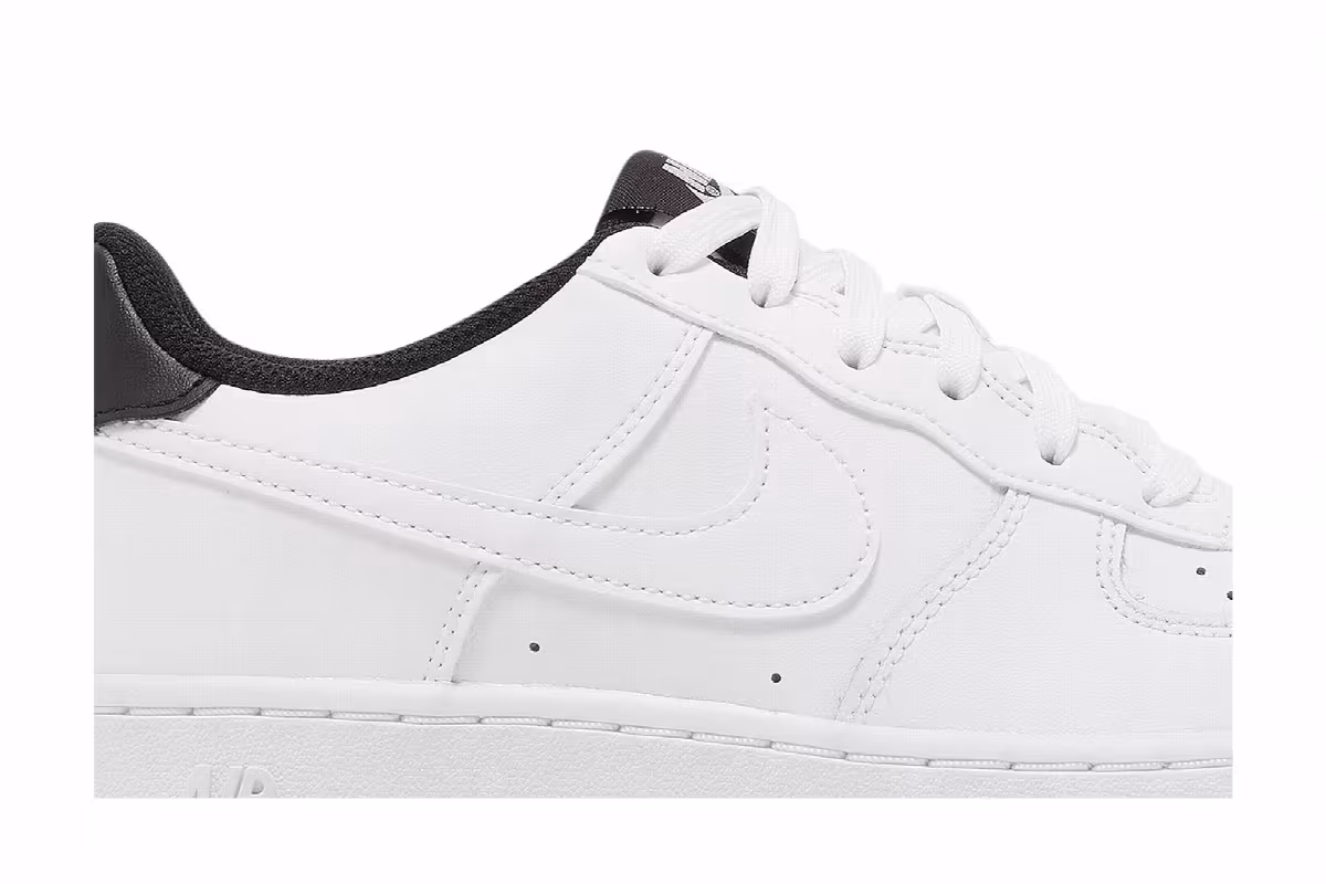 Nike Air Force 1 White Black, view 3